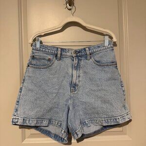 Abercrombie & Fitch High Rise Dad Short